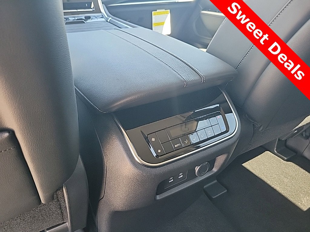 New 2026 Nissan Armada SV image 36