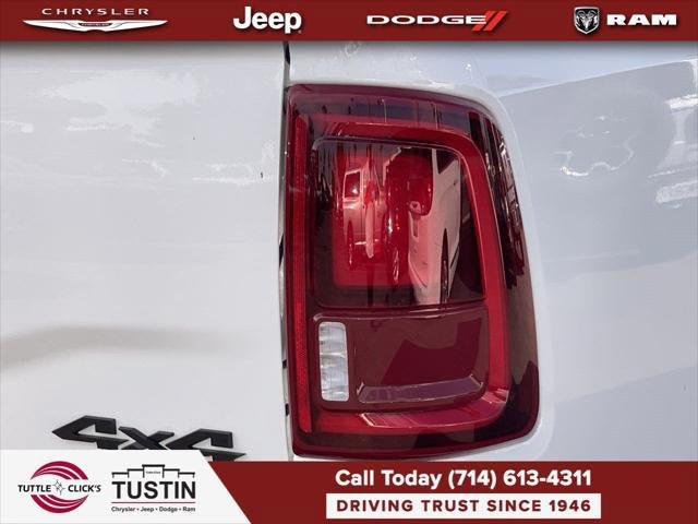 New 2026 RAM 2500 Big Horn AWD/4WD image 37