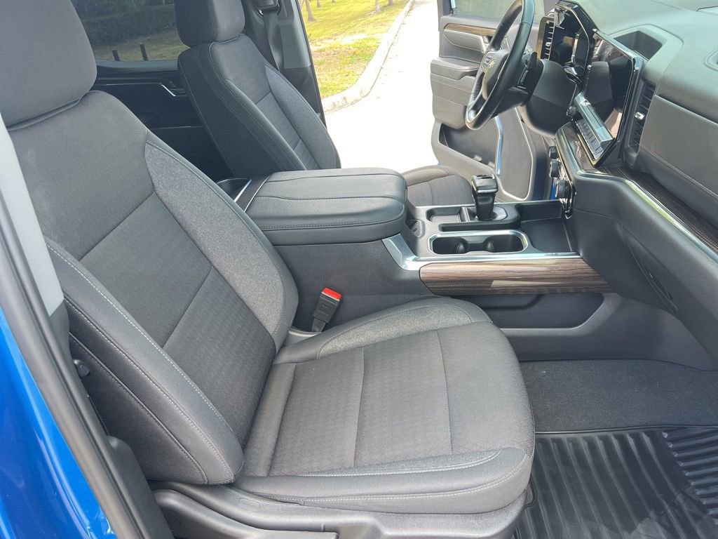 Used 2024 Chevrolet Silverado 1500 LT RWD image 50