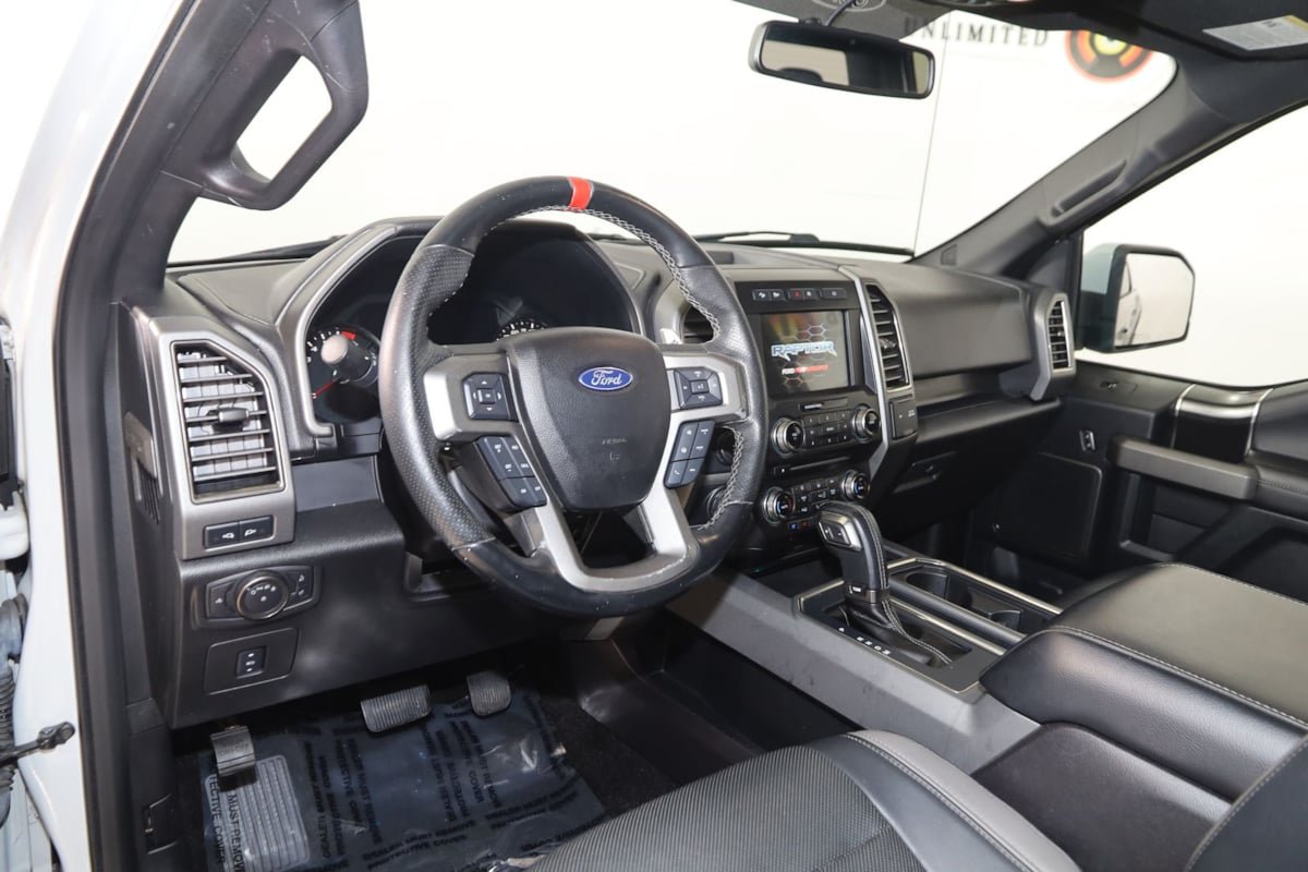 Used 2017 Ford F150 Raptor w/ Equipment Group 802A Luxury AWD/4WD image 30