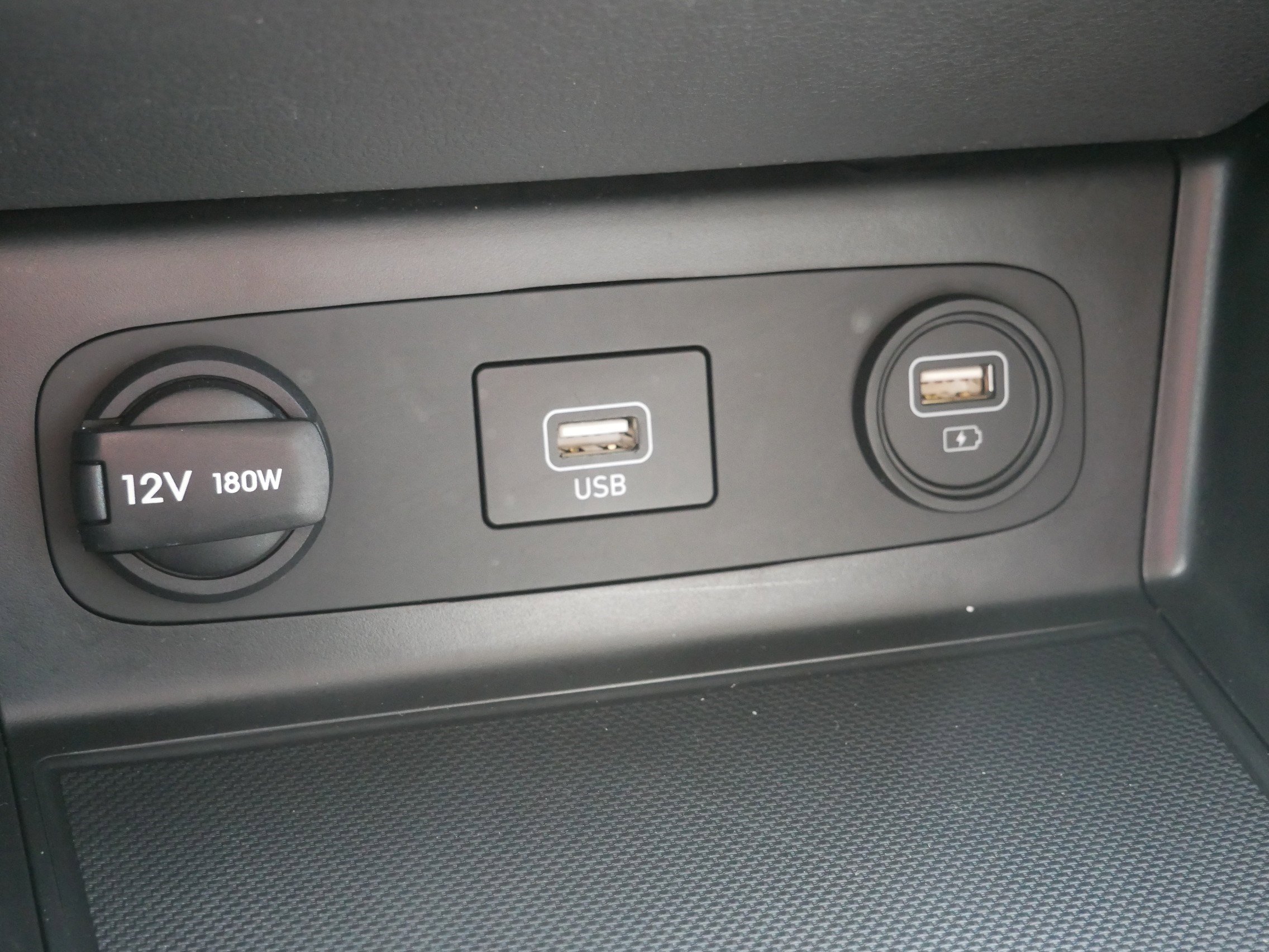 Certified 2023 Hyundai Sonata SE w/ Cargo Package FWD image 23