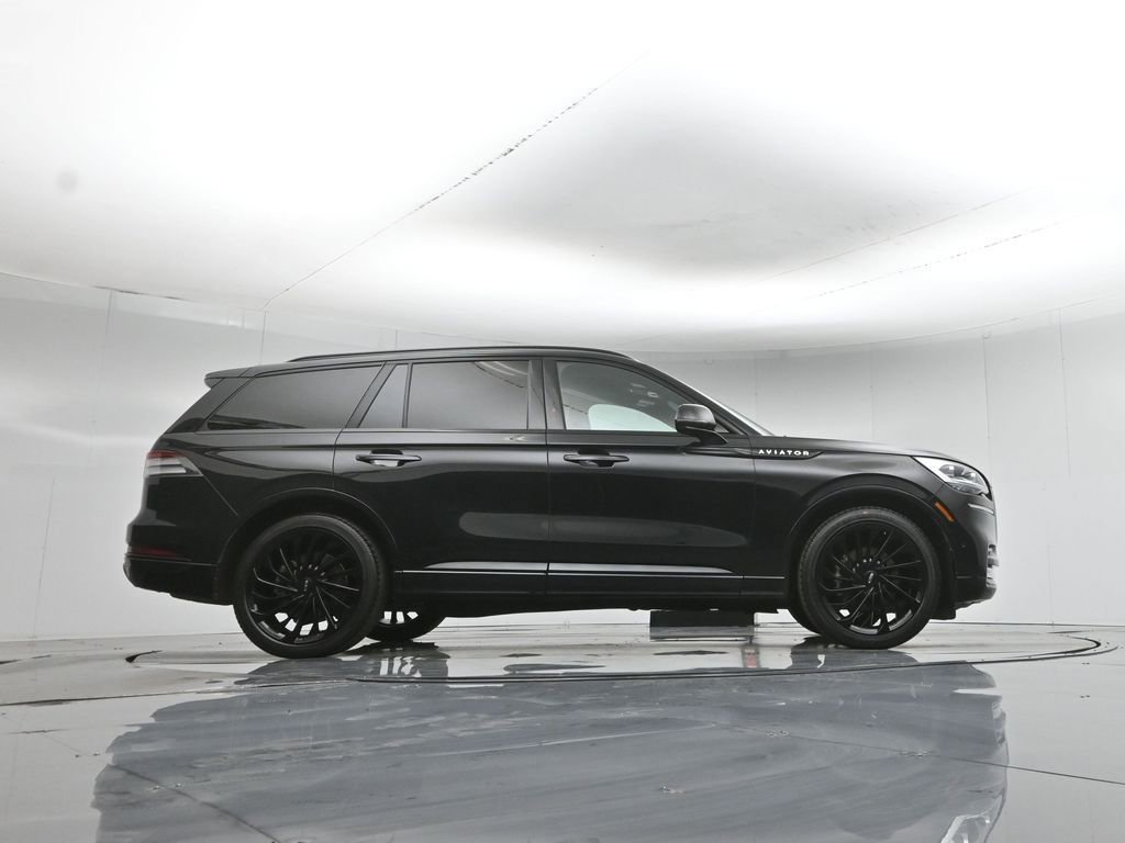 Used 2022 Lincoln Aviator Reserve w/ Equipment Group 201A image 48