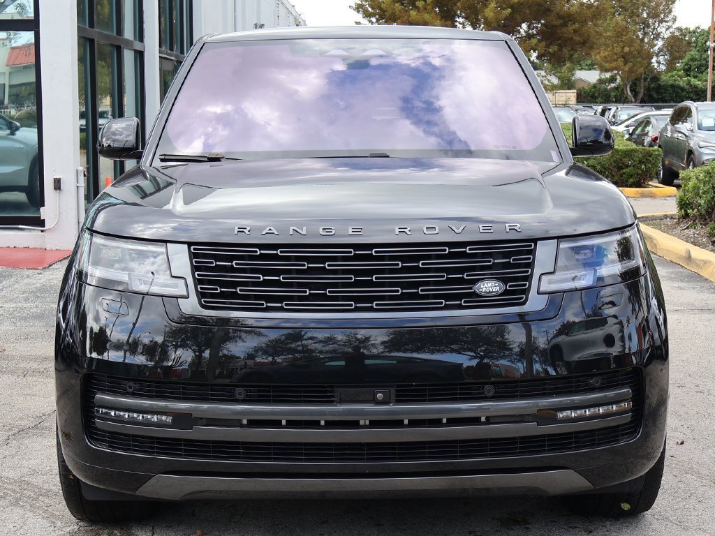Used 2023 Land Rover Range Rover SE image 16