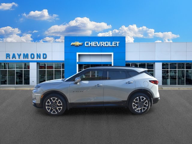 Certified 2024 Chevrolet Blazer RS w/ Driver Confidence II Package AWD/4WD image 6