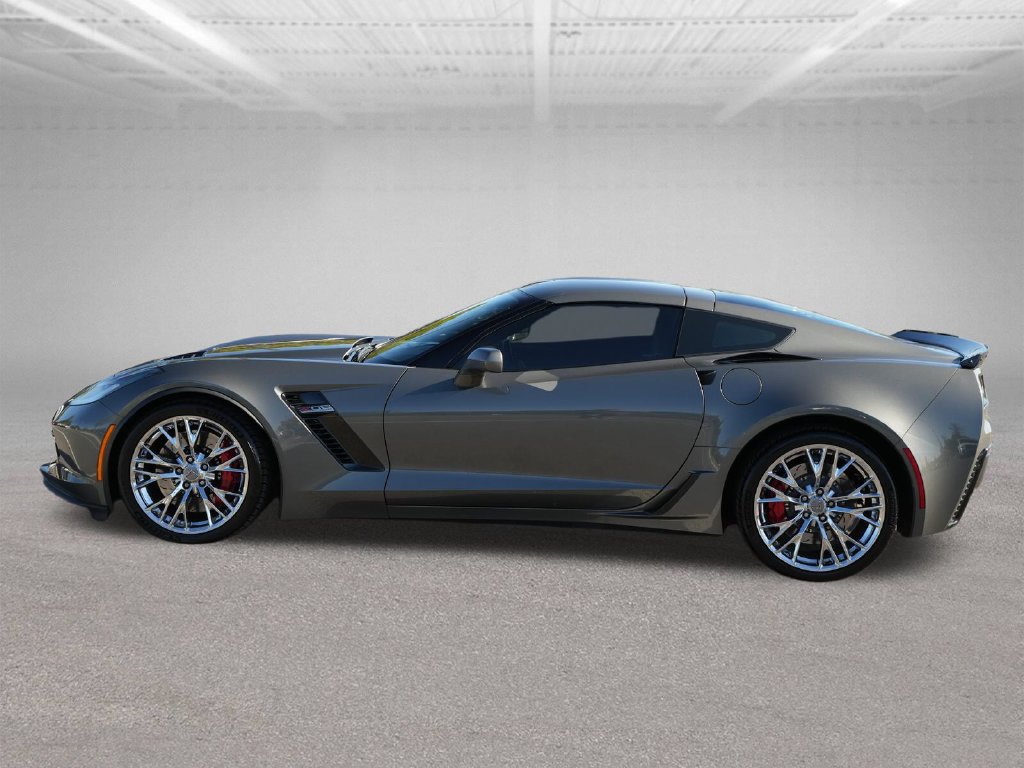 Used 2016 Chevrolet Corvette Z06 w/ 3LZ Preferred Equipment Group RWD image 4