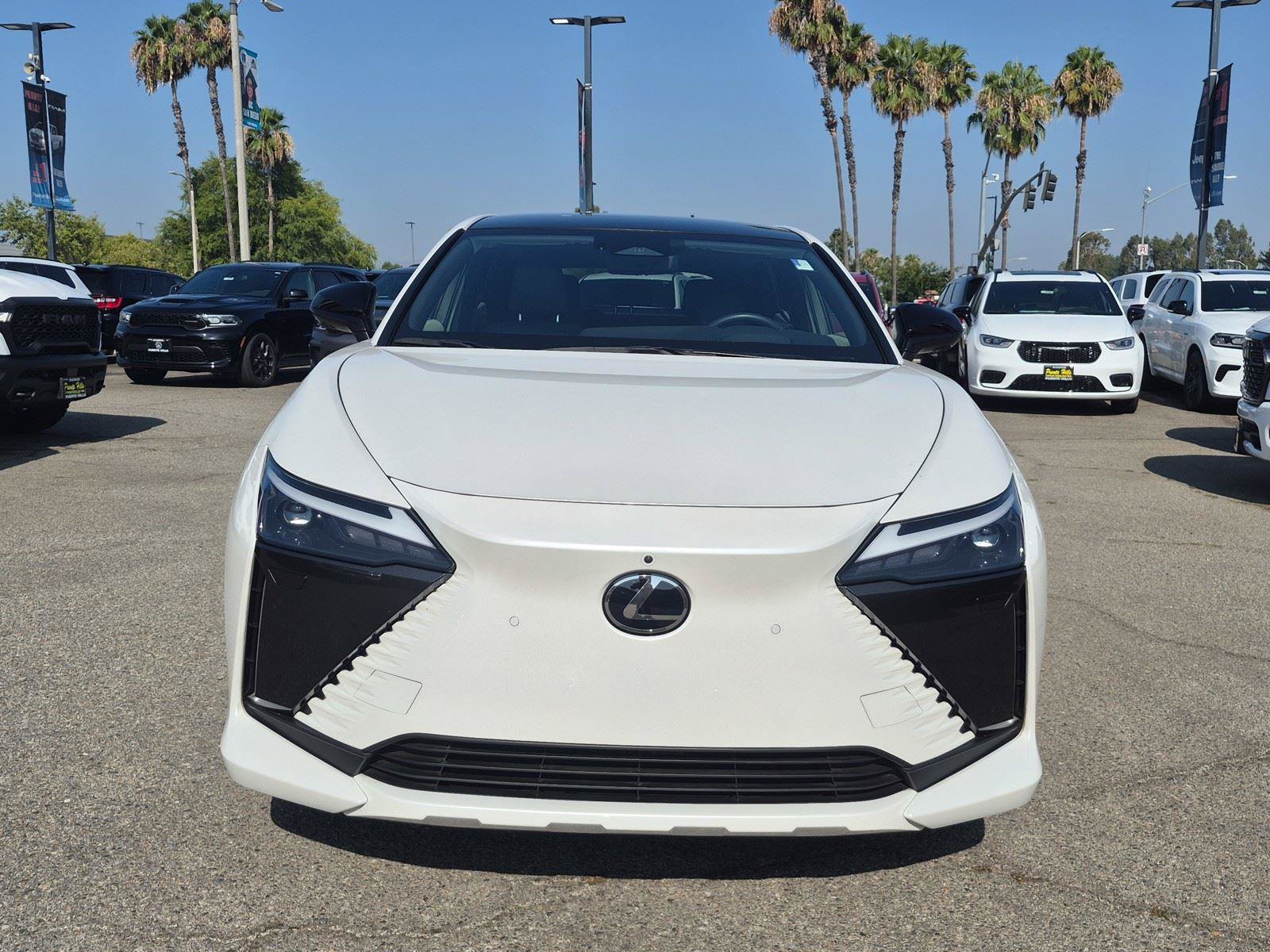 Used 2023 Lexus RZ 450e Premium w/ Technology Package AWD/4WD image 2