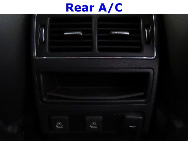 Used 2024 Jaguar F-PACE R-Dynamic S image 36