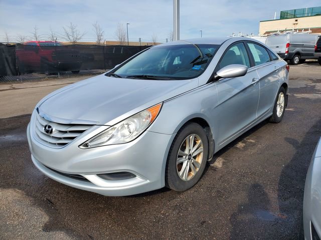 Used 2013 Hyundai Sonata GLS image 2