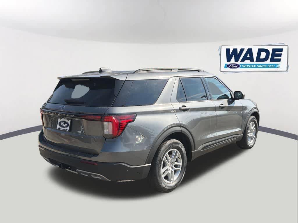 New 2026 Ford Explorer Active w/ Active Comfort Package image 5