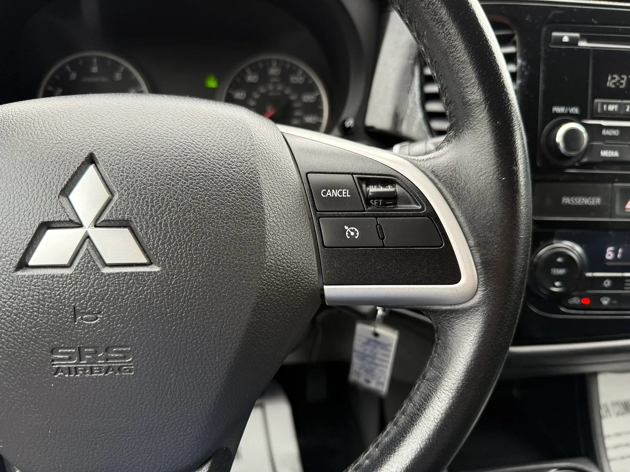 Used 2015 Mitsubishi Outlander ES FWD image 14