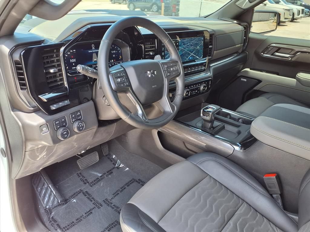 Used 2025 Chevrolet Silverado 1500 ZR2 w/ Technology Package AWD/4WD image 19