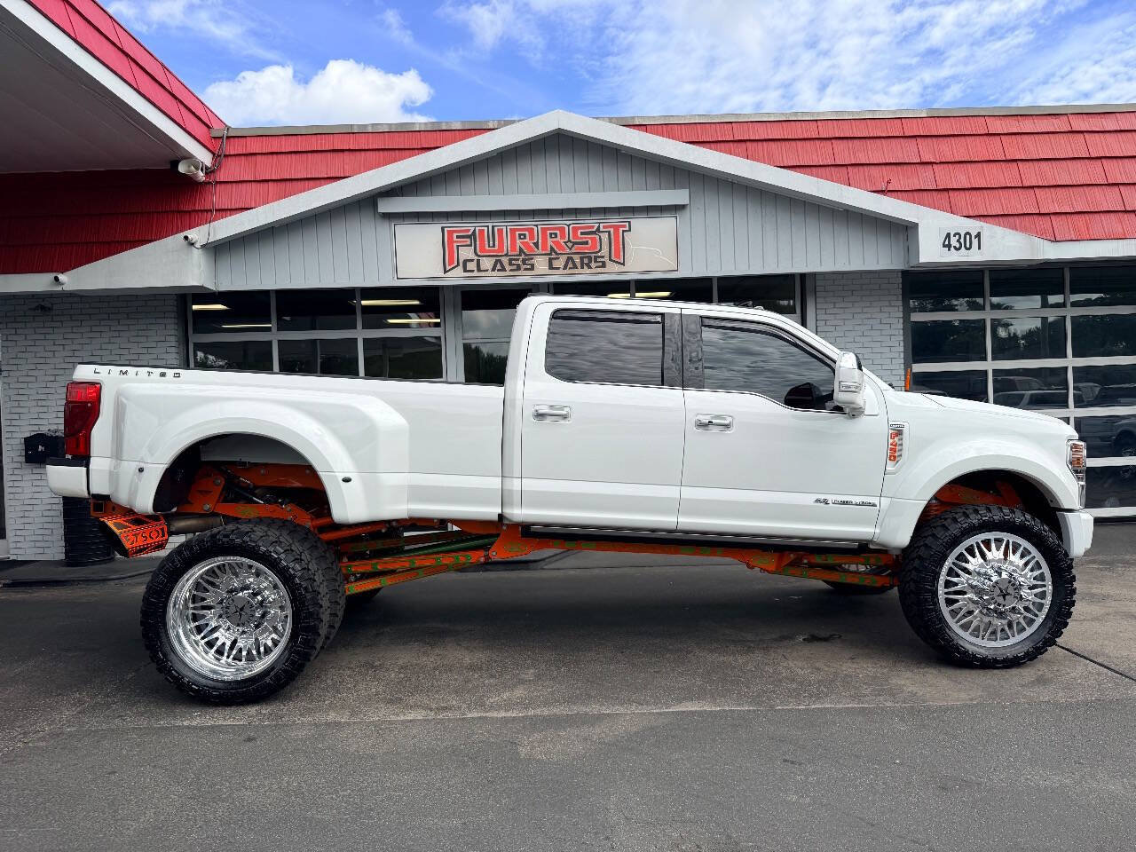 Used 2021 Ford F450 Limited w/ FX4 Off-Road Package AWD/4WD image 9