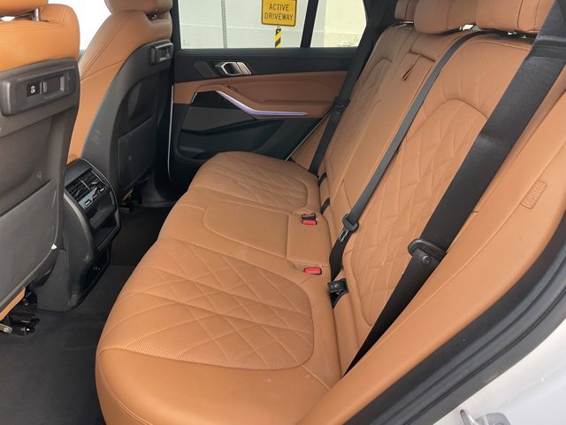Used 2023 BMW X5 xDrive40i w/ M Sport Package image 7