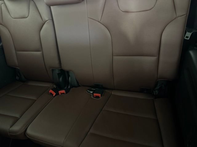 Certified 2024 Kia Telluride SX w/ Towing Package AWD/4WD image 29