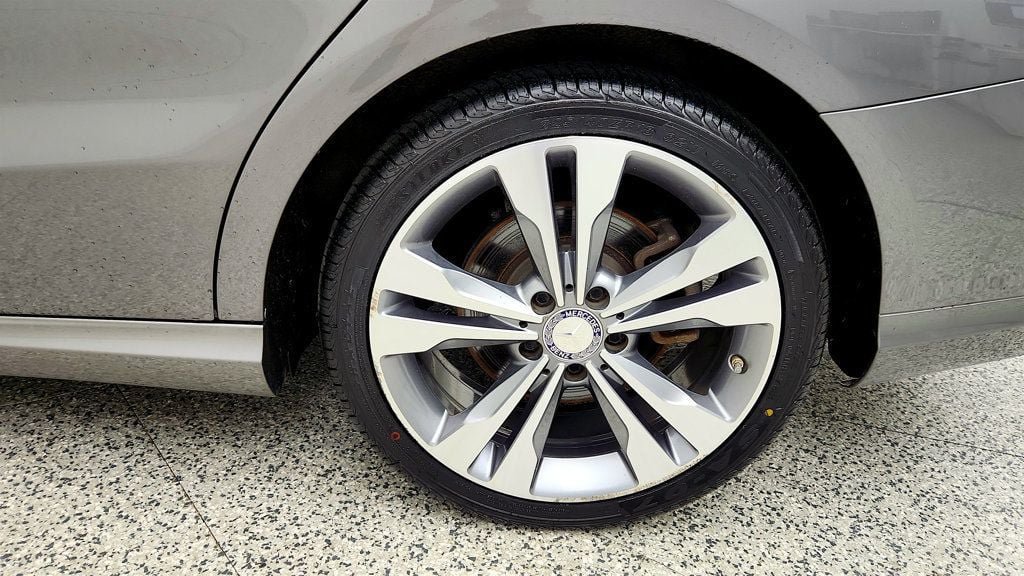 Used 2016 Mercedes-Benz CLA 250 image 9
