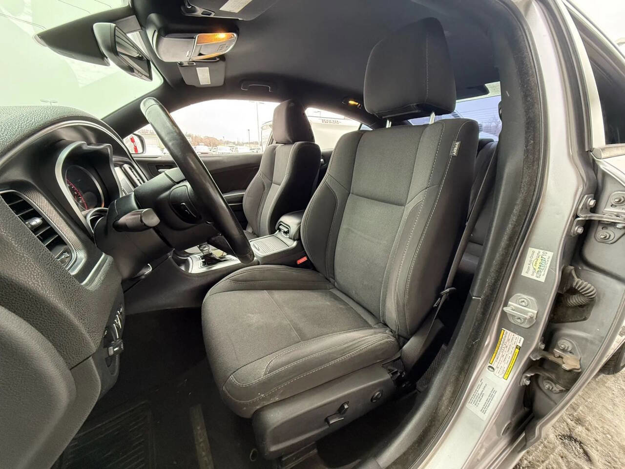 Used 2016 Dodge Charger SXT image 25