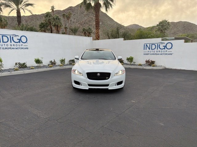Used 2015 Jaguar XJ R LWB image 2