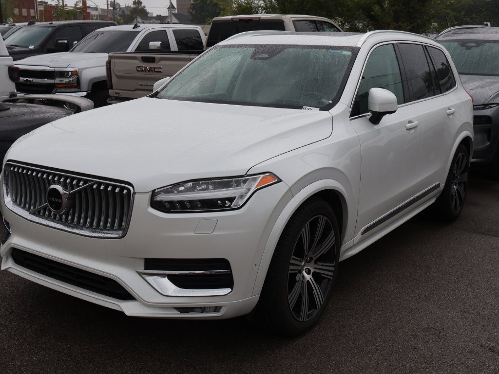 Used 2023 Volvo XC90 B6 Ultimate w/ Lounge Package AWD/4WD image 14