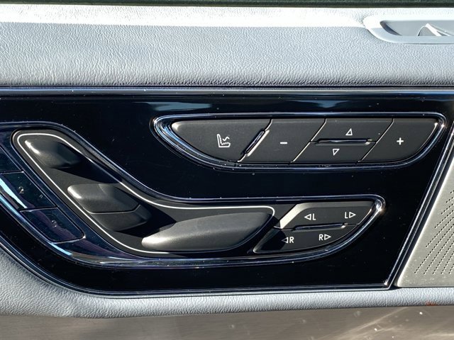 Used 2021 Lincoln Navigator Black Label image 25