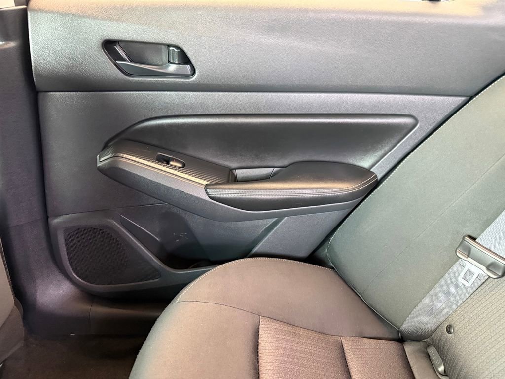 Used 2025 Nissan Altima 2.5 SV image 27