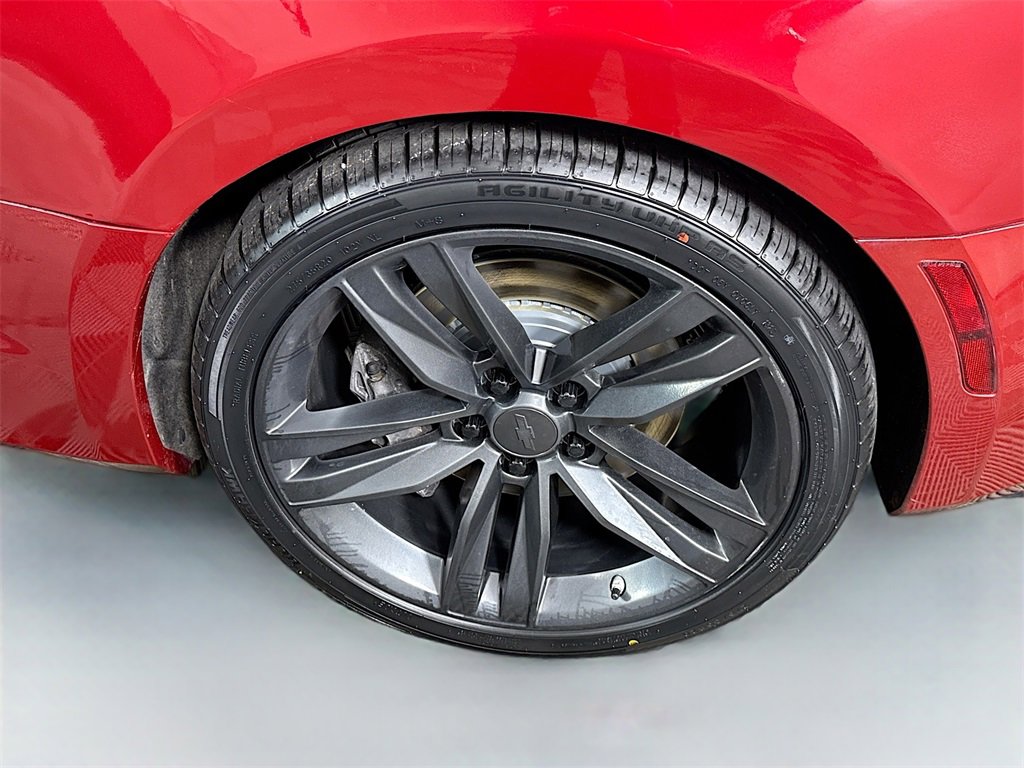Used 2016 Chevrolet Camaro SS image 35
