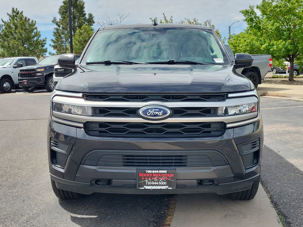 Used 2022 Ford Expedition Max XLT AWD/4WD image 9