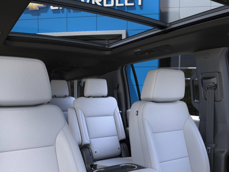New 2026 Chevrolet Suburban Premier image 24