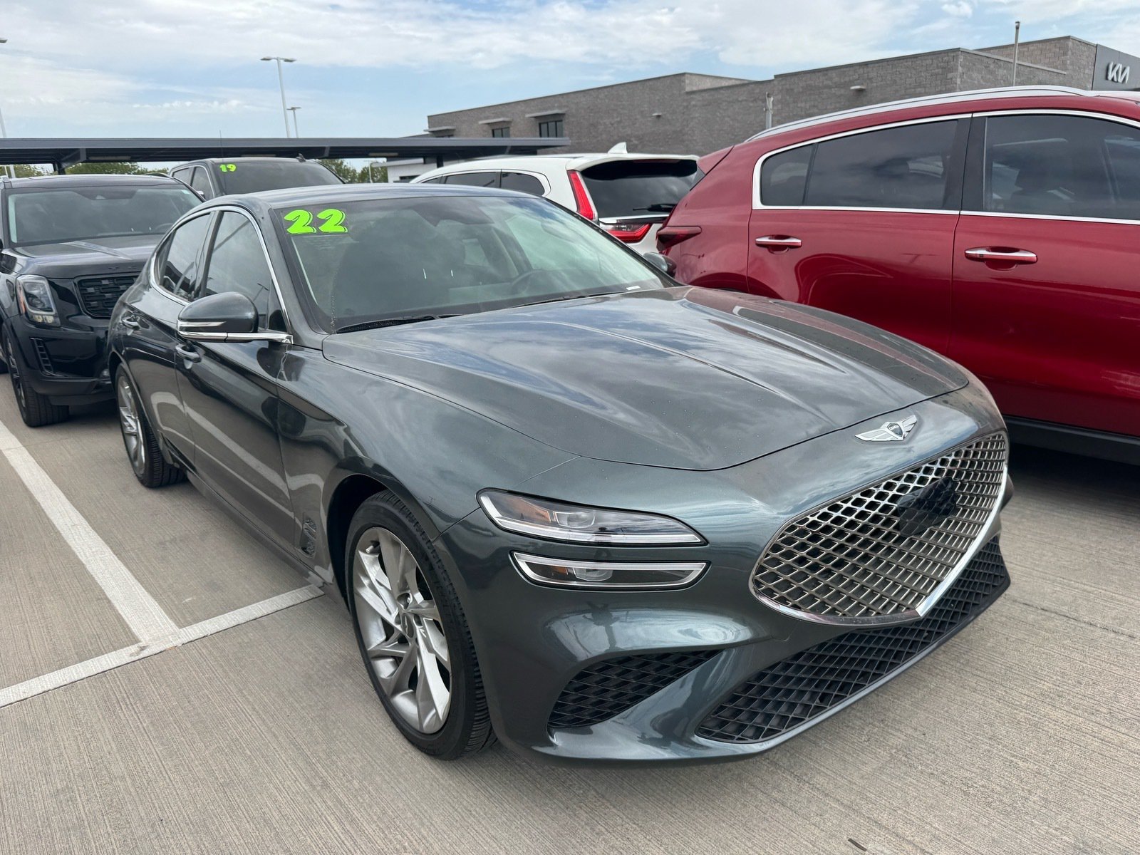 Used 2022 Genesis G70 2.0T AWD/4WD image 5
