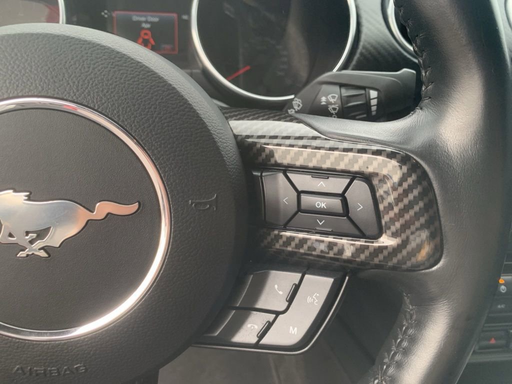 Used 2018 Ford Mustang Coupe RWD image 11