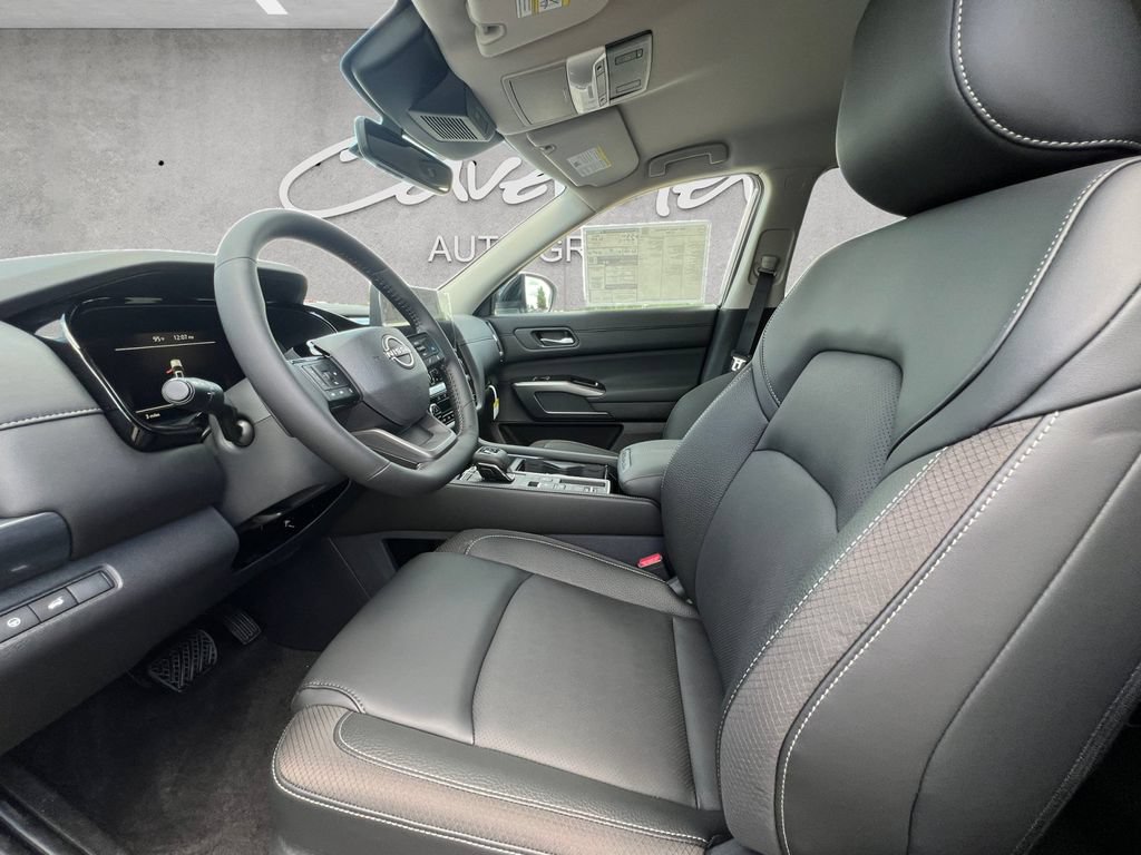 New 2026 Nissan Pathfinder SL w/ Cargo Package FWD image 20
