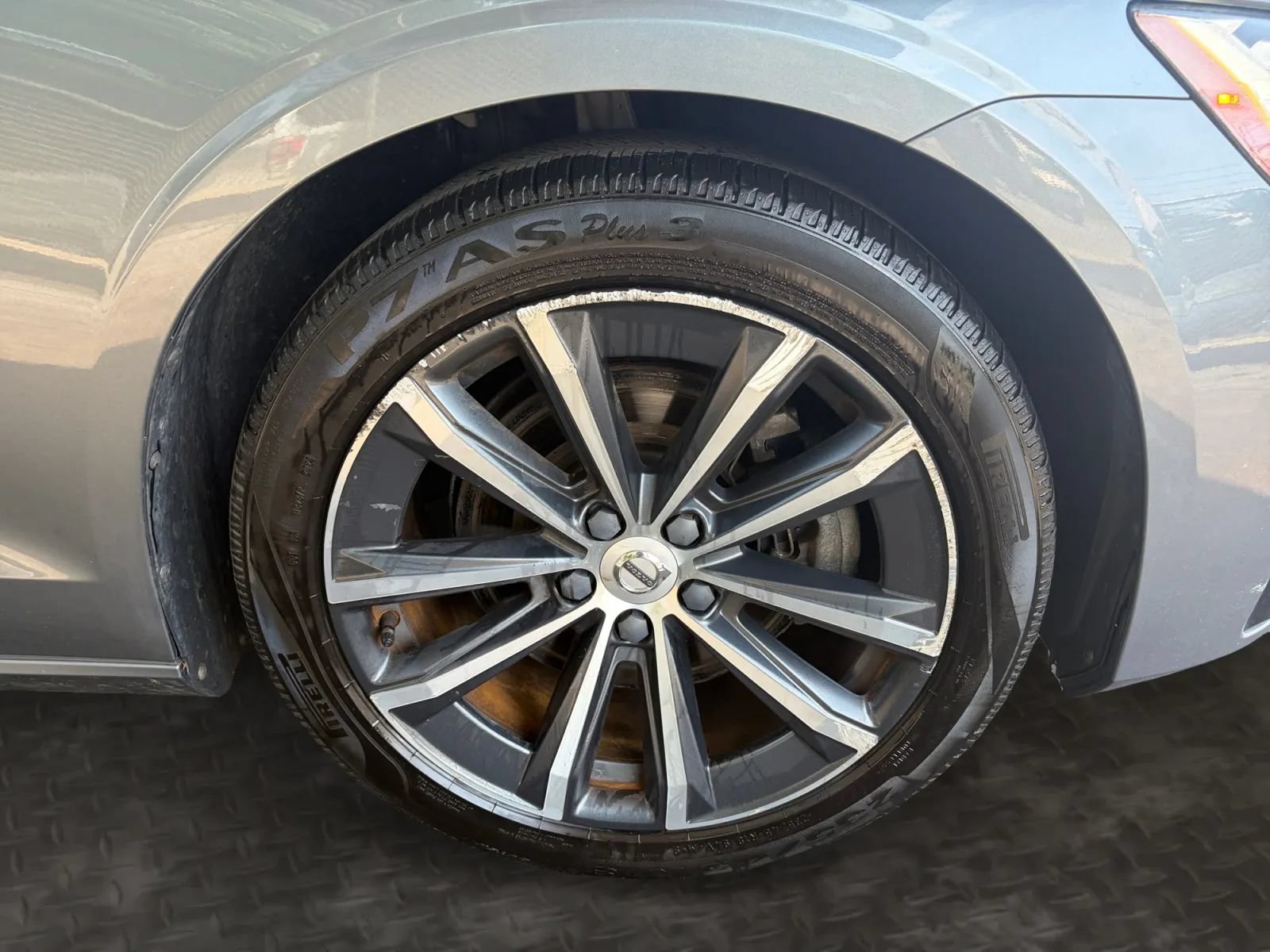 Used 2021 Volvo S60 T5 Momentum w/ Premium Package FWD image 37