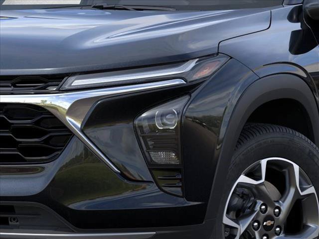 New 2026 Chevrolet Trax LT FWD image 10