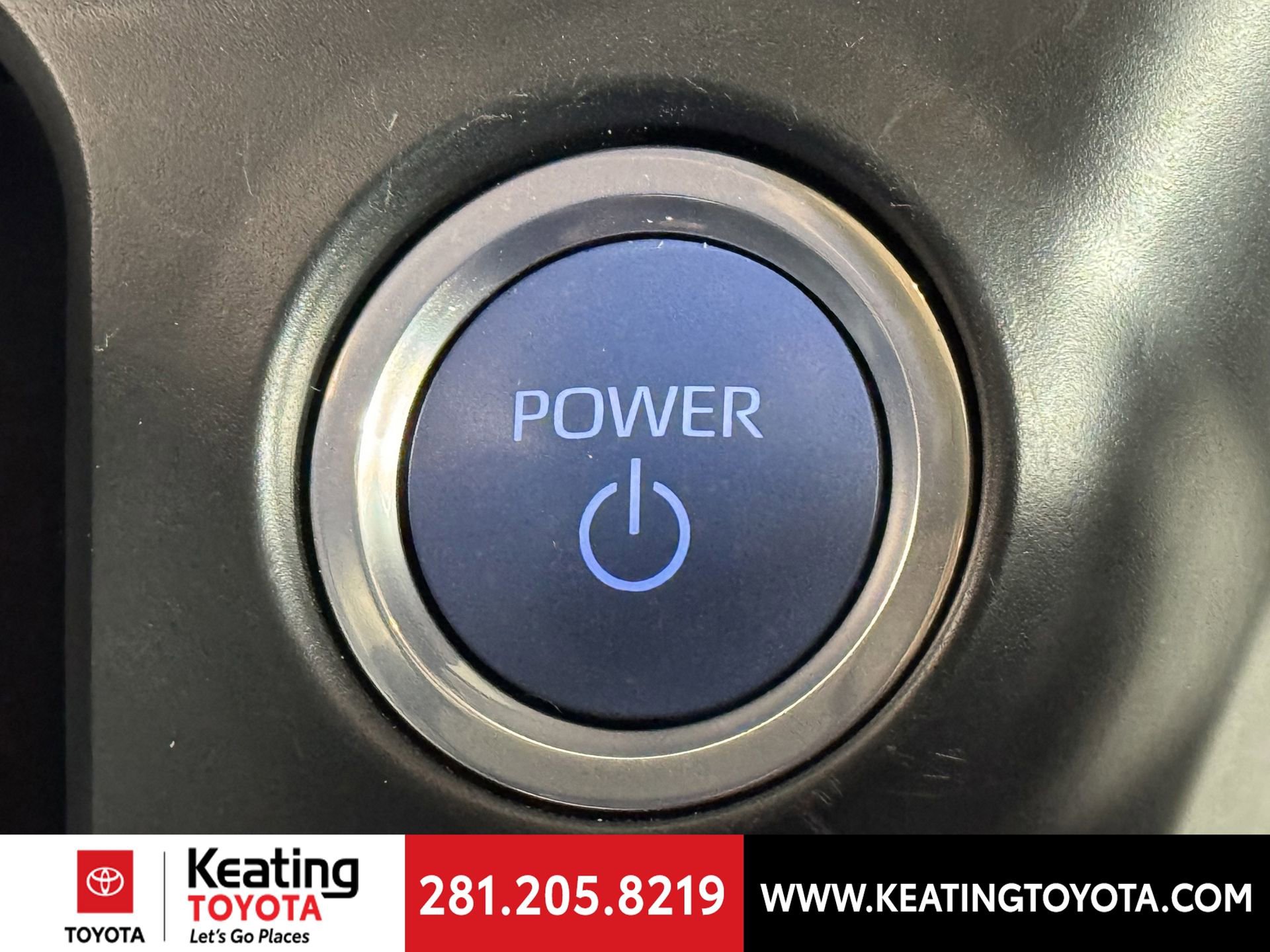 Certified 2024 Toyota Sienna XLE image 32