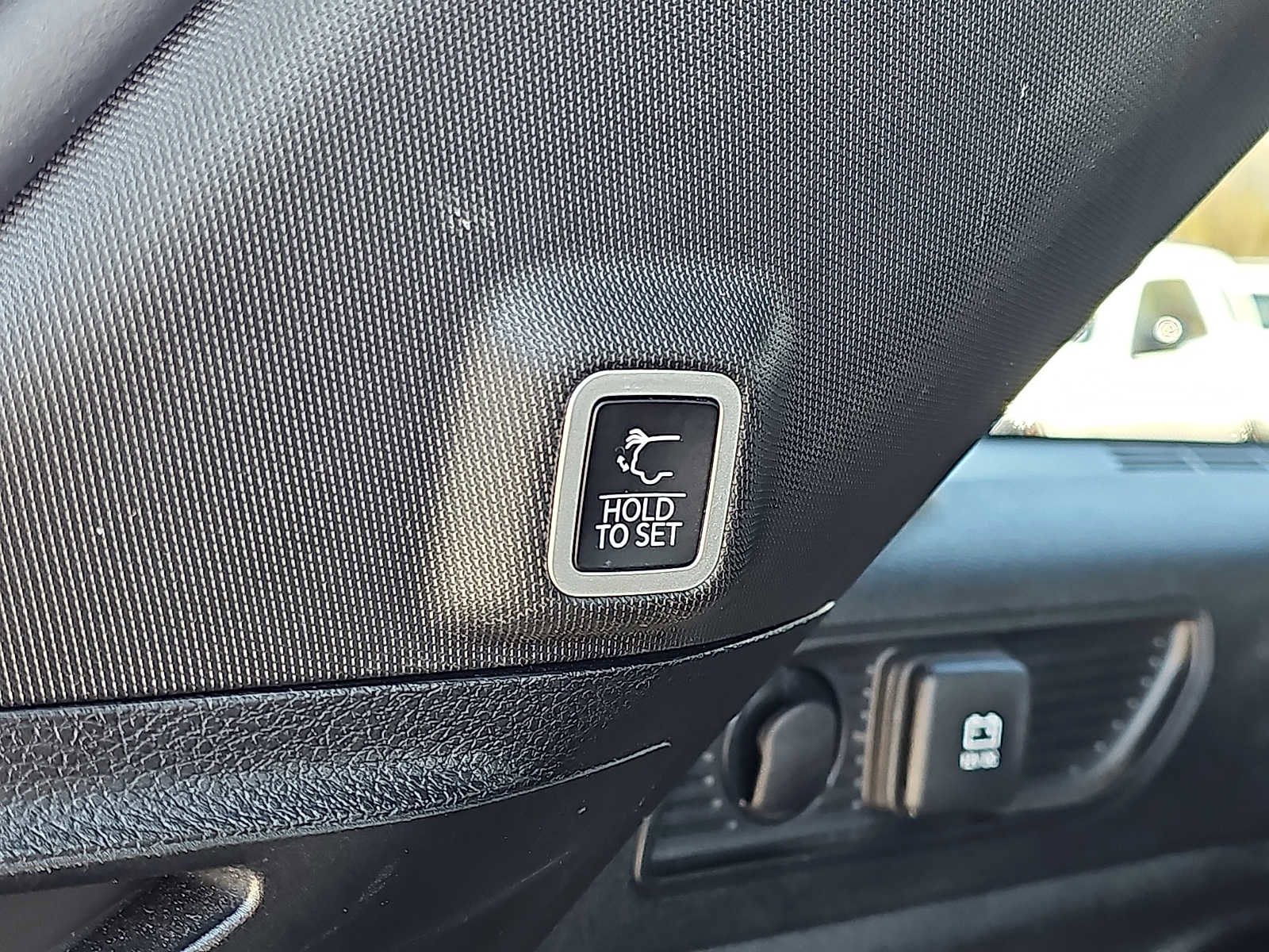 Used 2023 Jeep Grand Cherokee Altitude AWD/4WD image 28