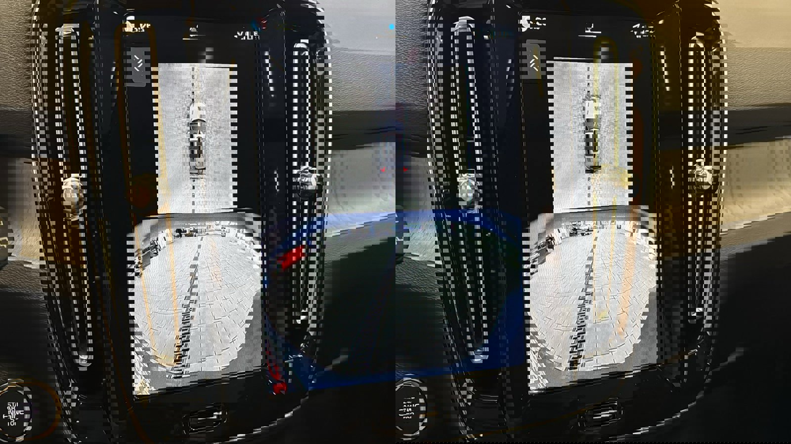 Used 2026 Volvo XC40 B5 Plus w/ Protection Package Premier image 18