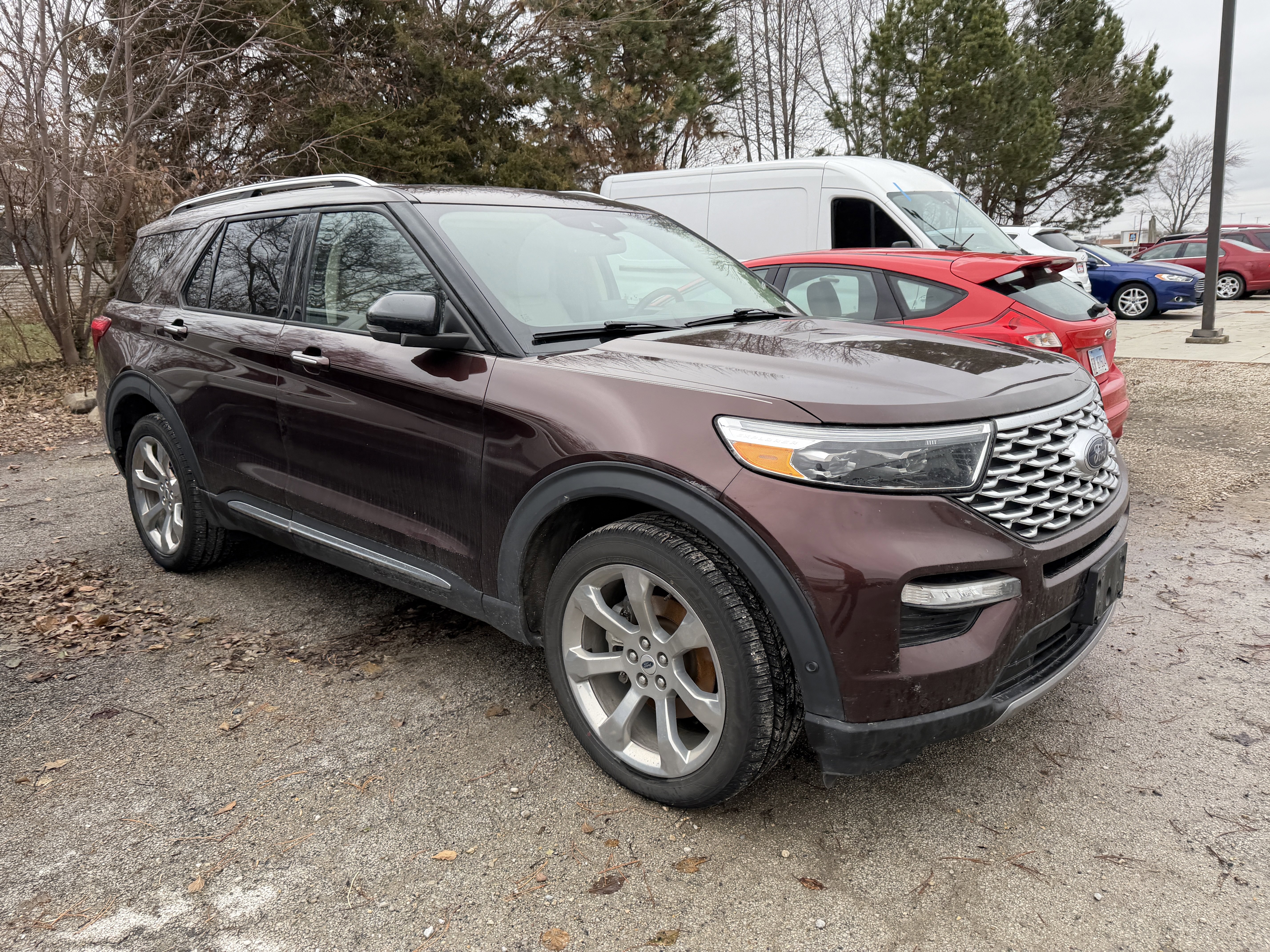 Used 2020 Ford Explorer Platinum w/ Premium Technology Package image 5