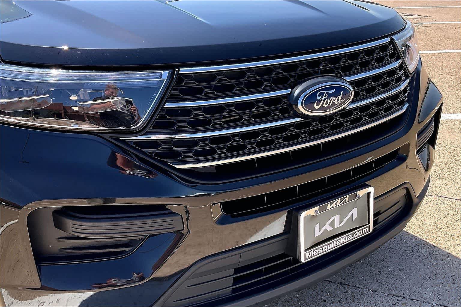 Used 2023 Ford Explorer XLT RWD image 31