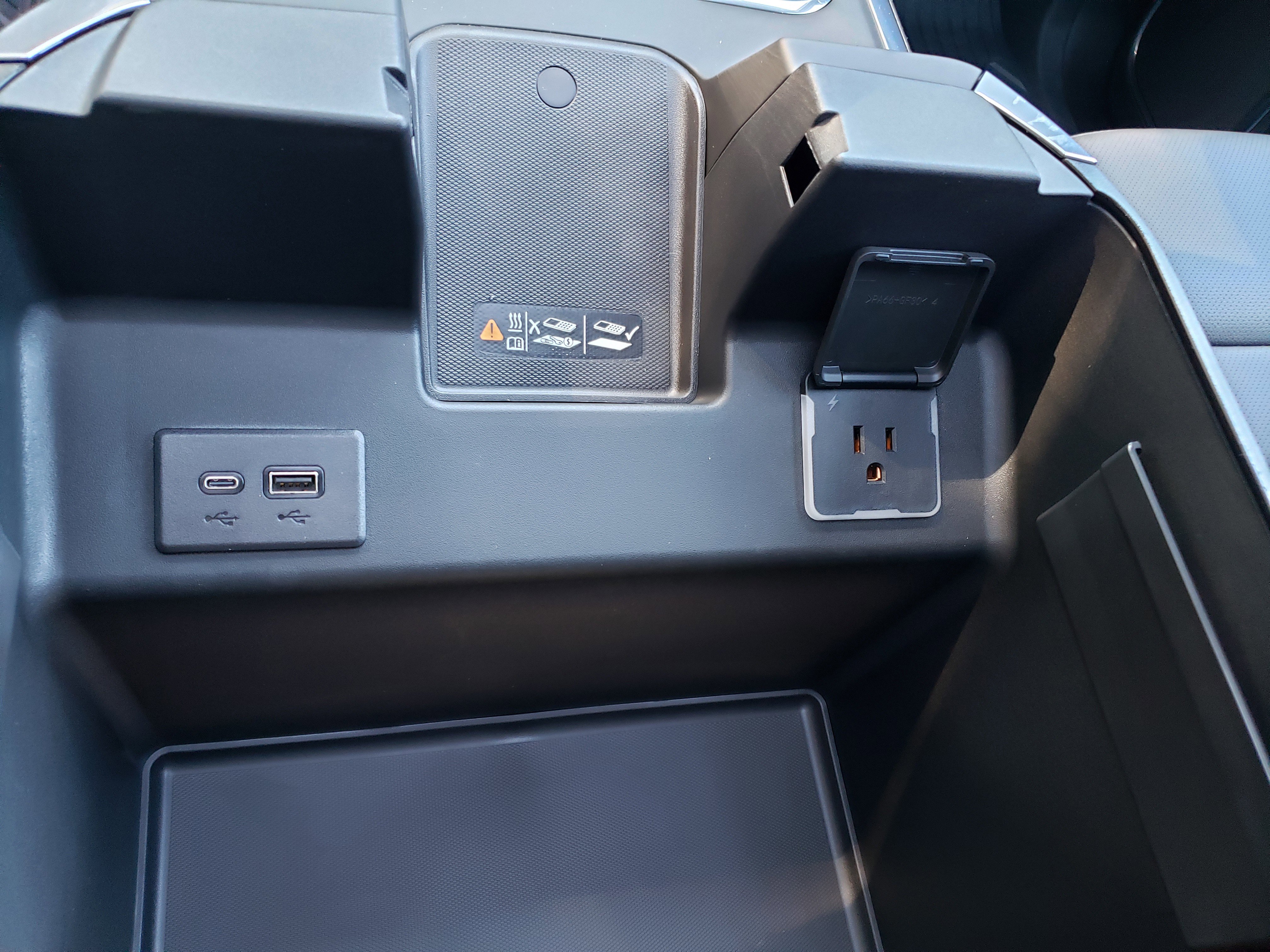 New 2026 Chevrolet Silverado 3500 LTZ w/ LTZ Plus Package image 29