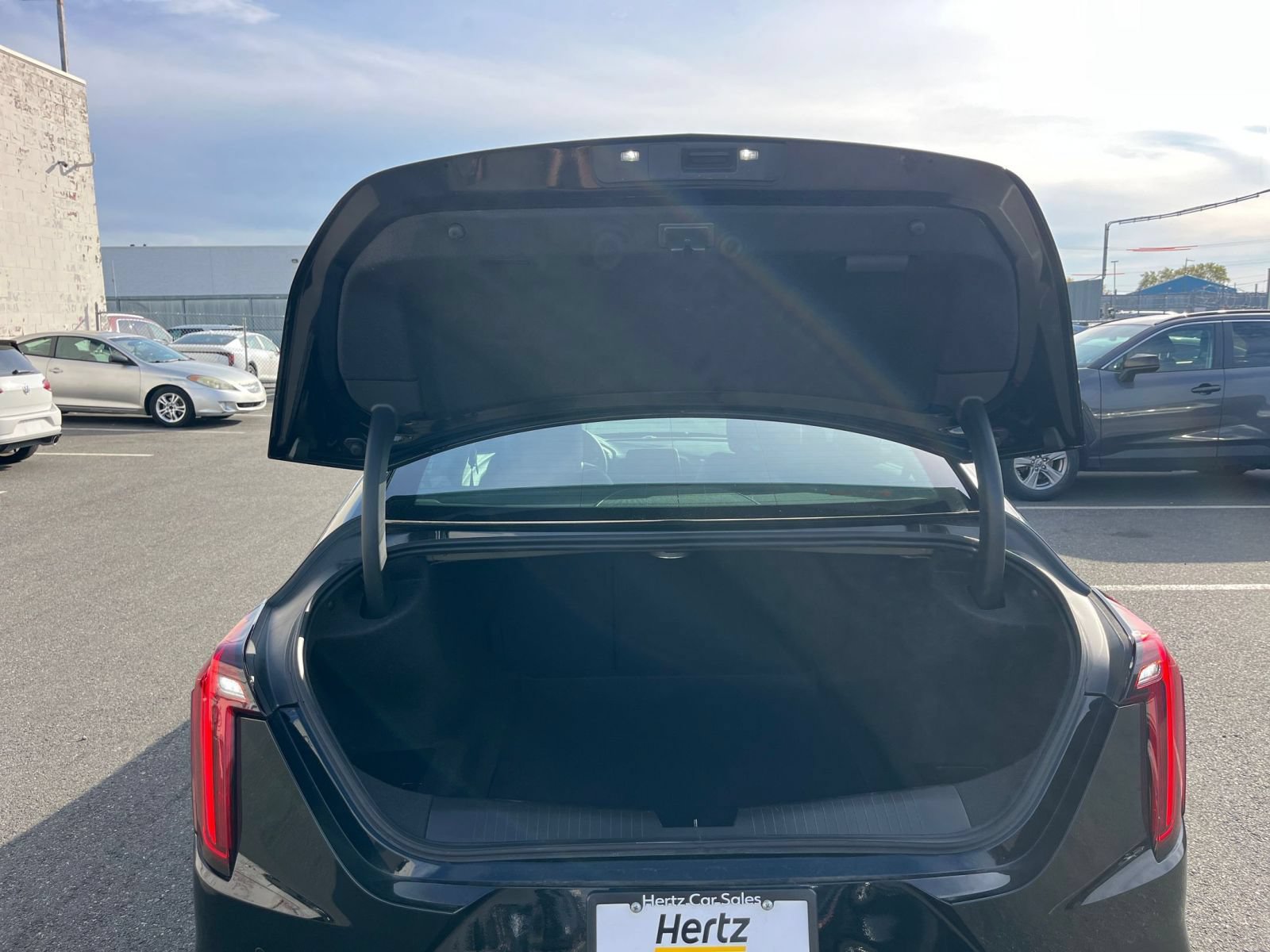 Used 2026 Cadillac CT4 Luxury RWD image 31