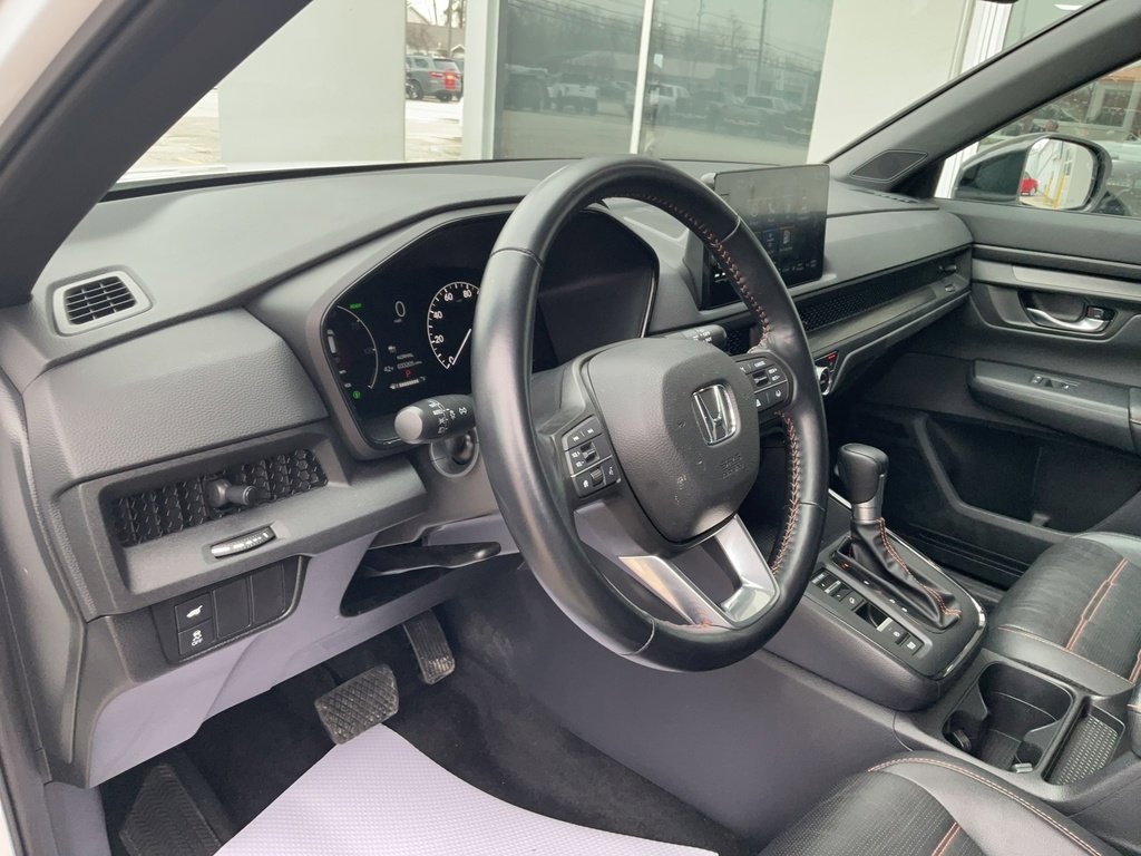 Used 2025 Honda CR-V Sport-L image 10