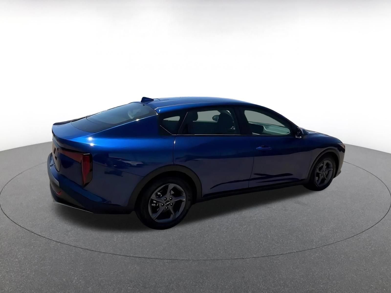 Used 2025 Kia K4 FWD image 14