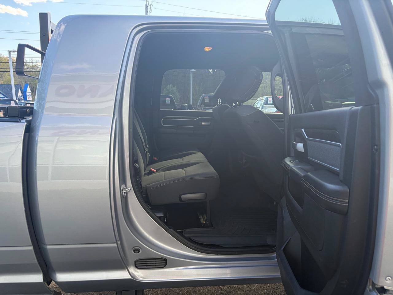 Used 2021 RAM 2500 Big Horn w/ Night Edition AWD/4WD image 46