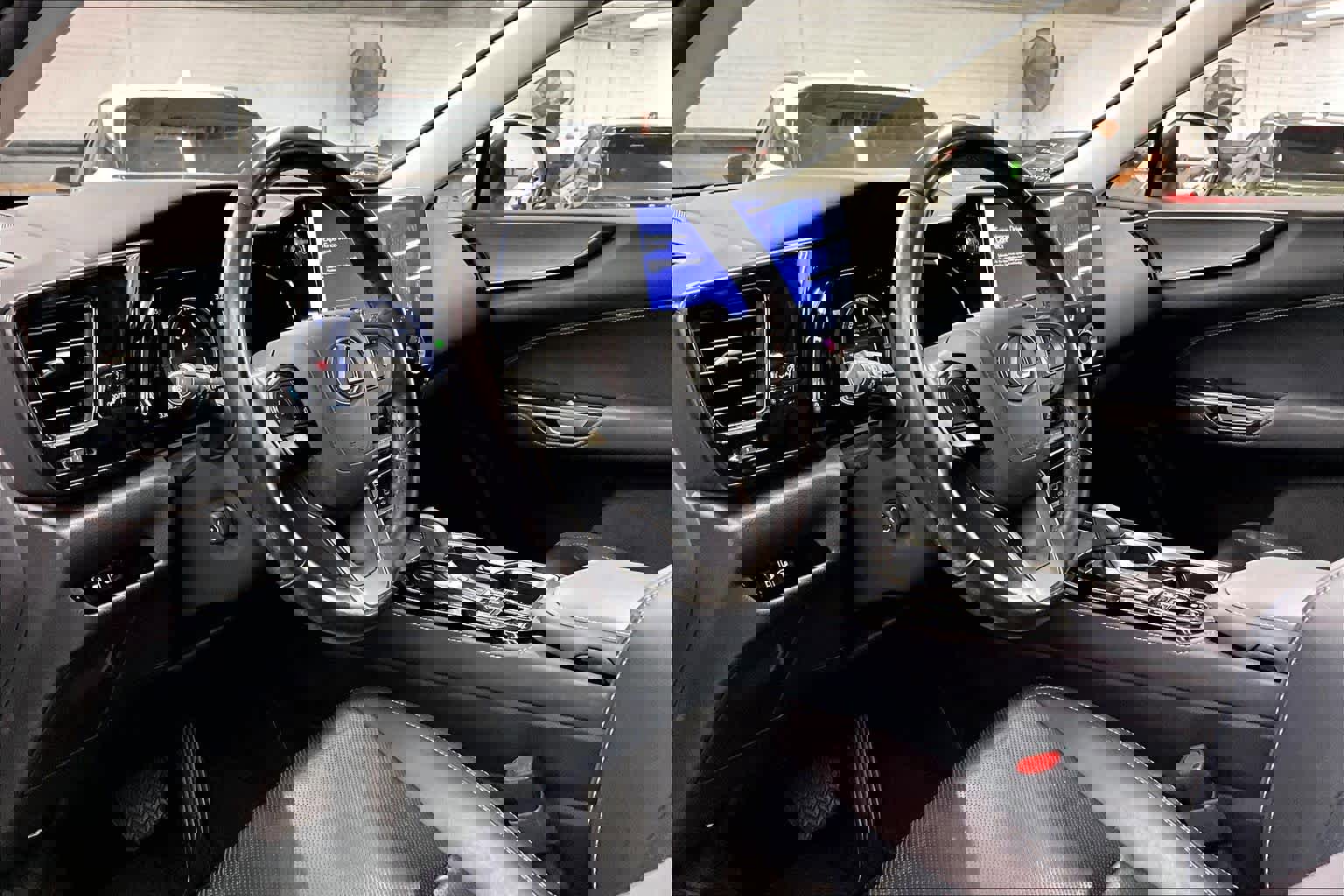 Used 2024 Lexus NX 450h+ Luxury w/ Vision Package image 17