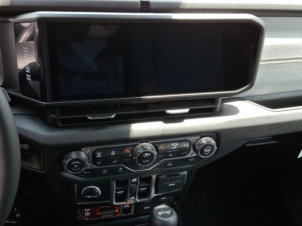 New 2026 Jeep Wrangler Unlimited Sport AWD/4WD image 10
