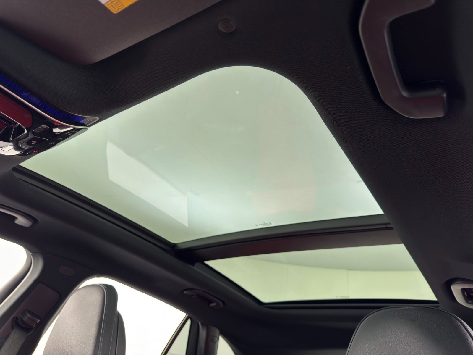 Used 2024 Mercedes-Benz GLC 43 AMG 4MATIC image 12