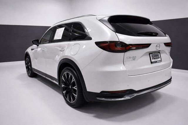 Used 2024 MAZDA CX-90 Plug-In Hybrid w/ Premium Pkg image 3