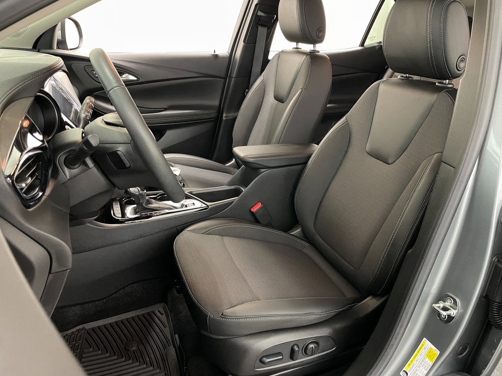 Certified 2023 Buick Encore GX Select w/ Sport Touring Package image 21