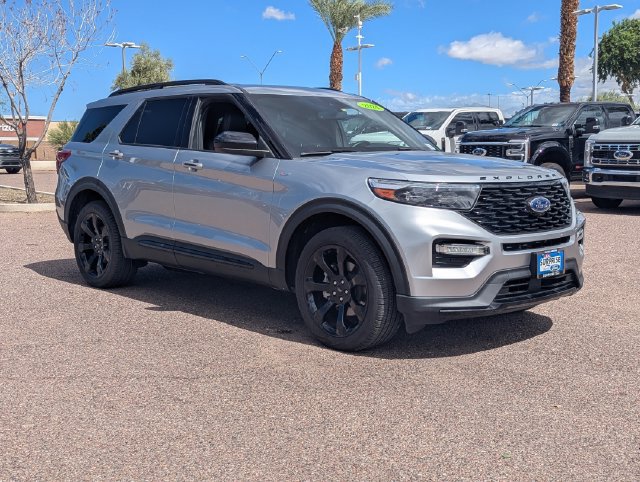 Used 2024 Ford Explorer ST-Line w/ Class IV Trailer Tow Package AWD/4WD image 10