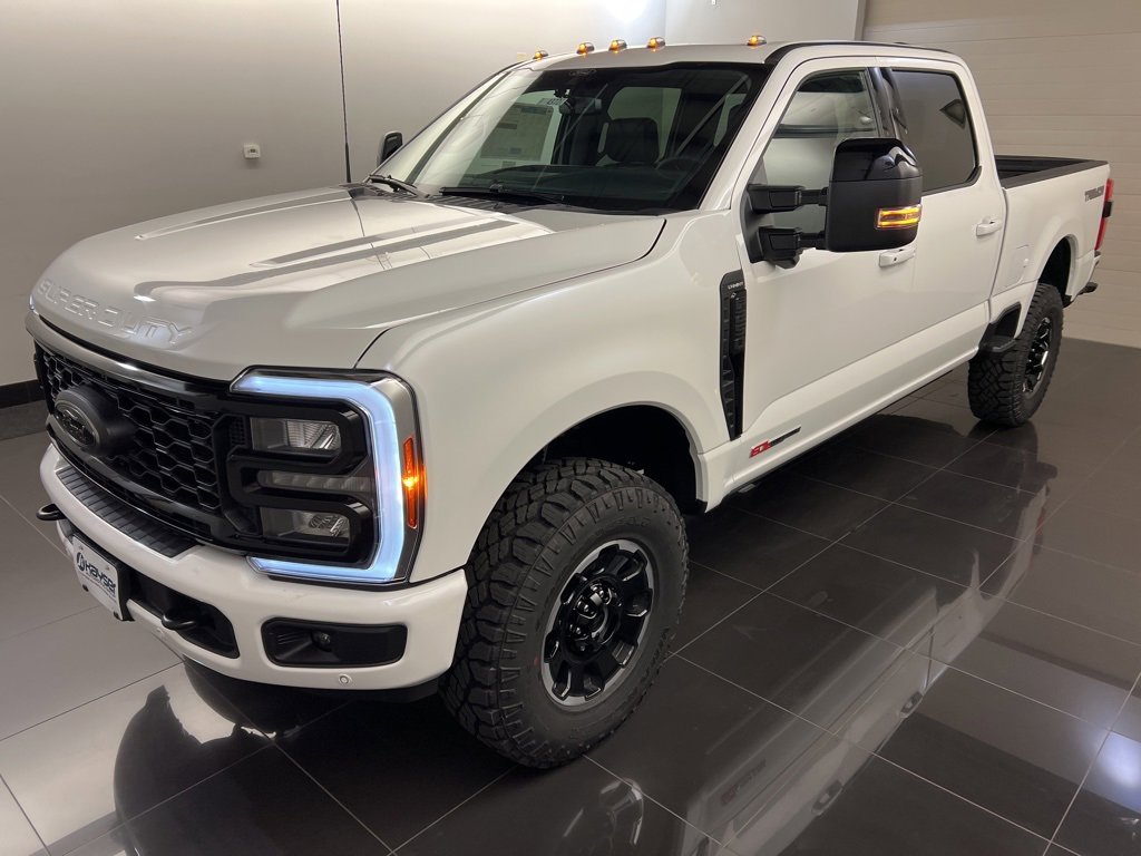 New 2026 Ford F250 Lariat image 3