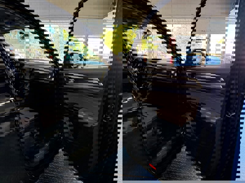 Used 2021 Volkswagen Atlas SE image 34